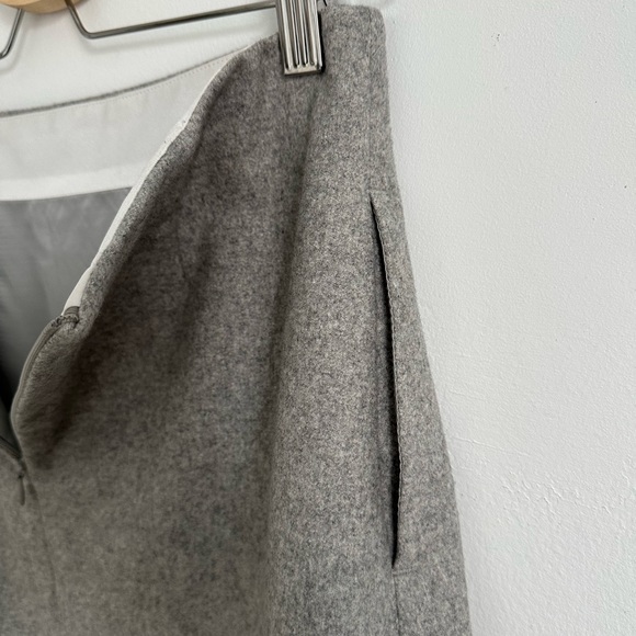 ARITZIA Willfred Classic Mini Skirt - Size 6 - Picture 9 of 11